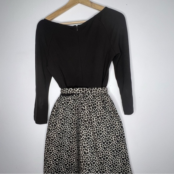 MaxMara flattering Brown and Beige Dress - Picture 6 of 9